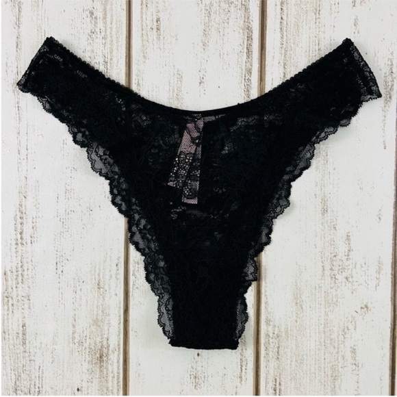 Victoria’s Secret Dream Angels Lace Brazilian Pantie Medium - Picture 6 of 8